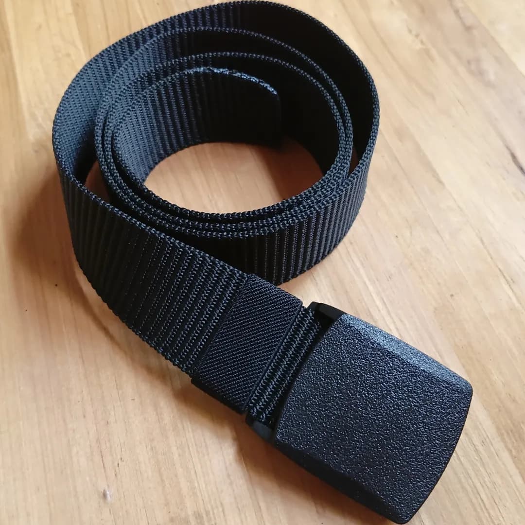 Men's Lightweight Non-Metallic Travel & Outdoor Webbing Belt